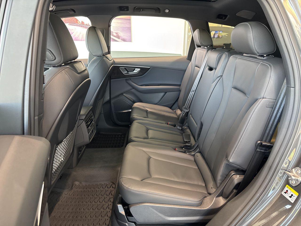 2026 Audi Q7 Premium - Photo 38