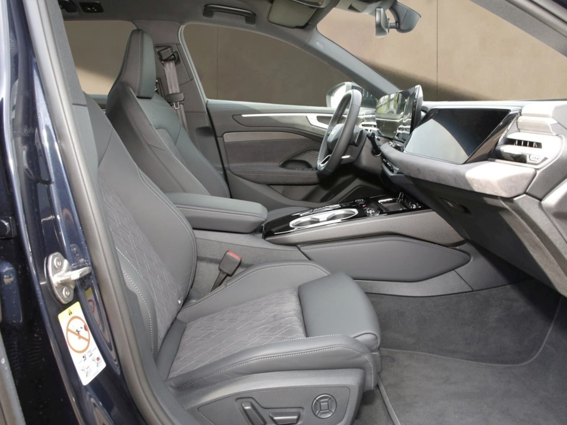Audi A6 Avant edition one