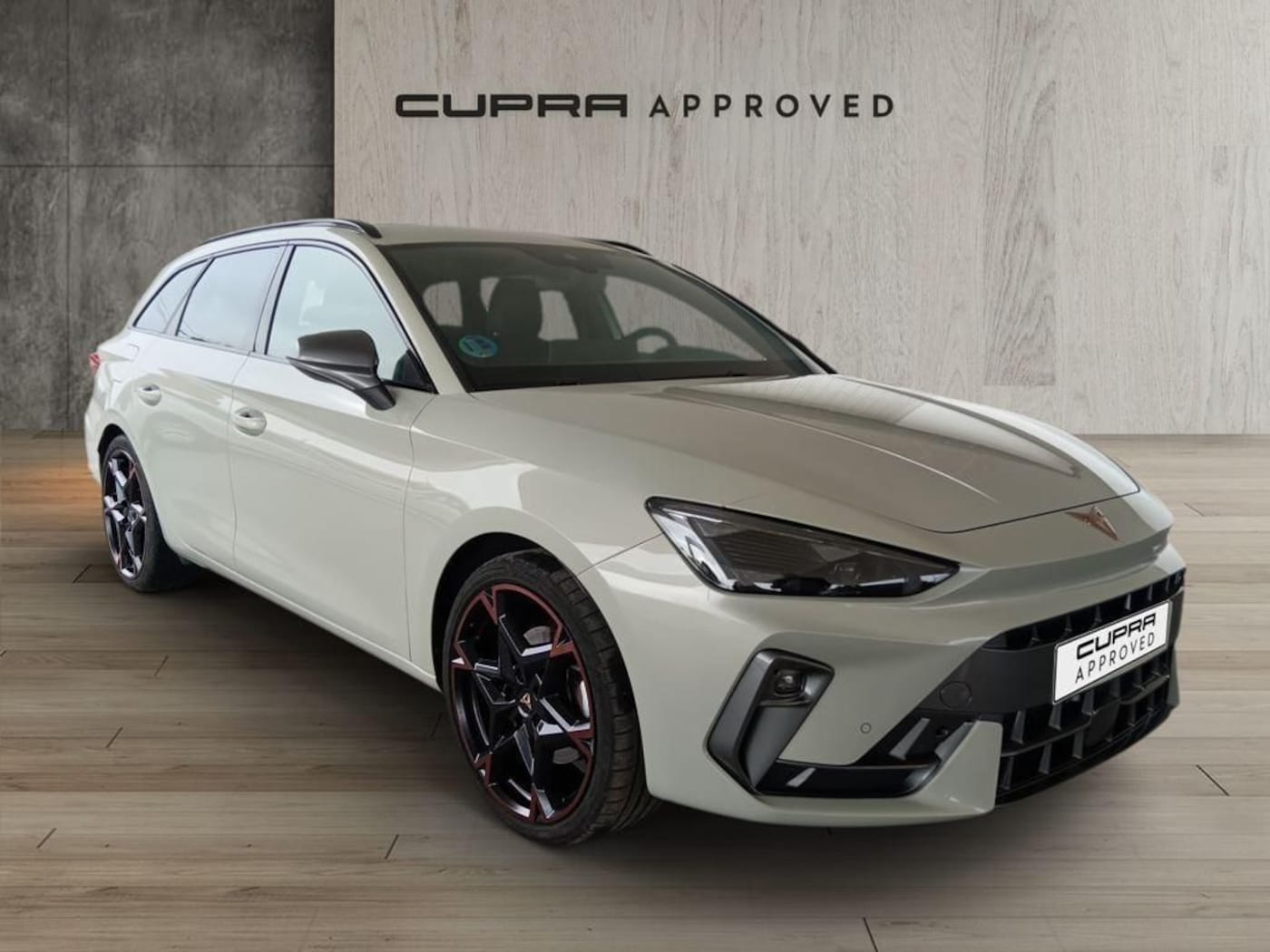 CUPRA Leon Sportstourer 1.5 eTSI DSG 110 kW (150 CV) — photo 1