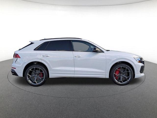 2026 Audi RS Q8 SUV performance