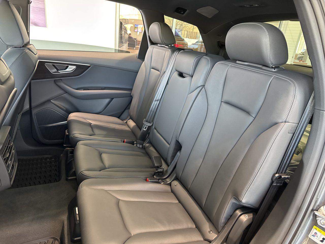 2026 Audi Q7 Premium - Photo 39