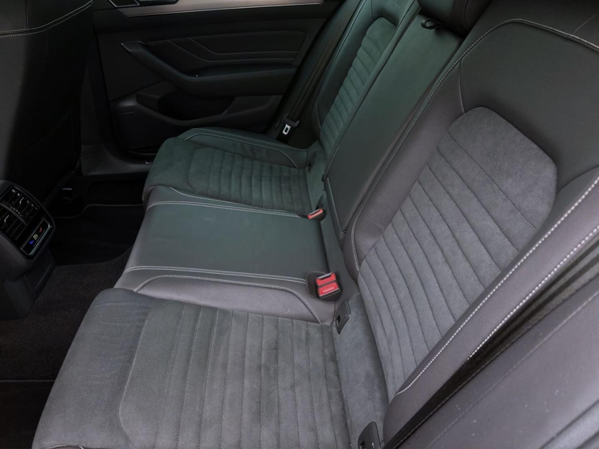 Volkswagen Passat Variant Elegance