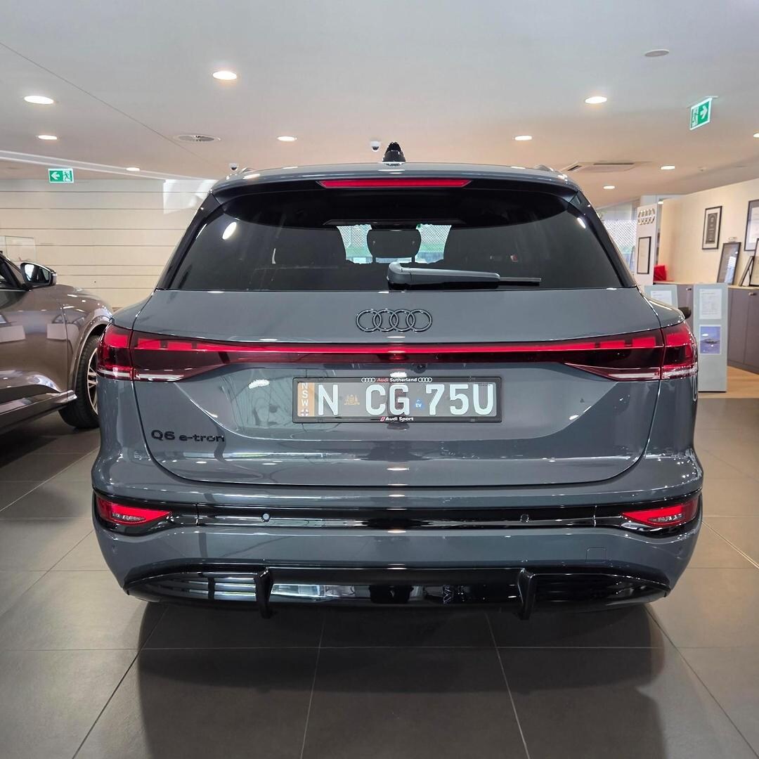 Image about Audi Q6 SUV e-tron e-tron