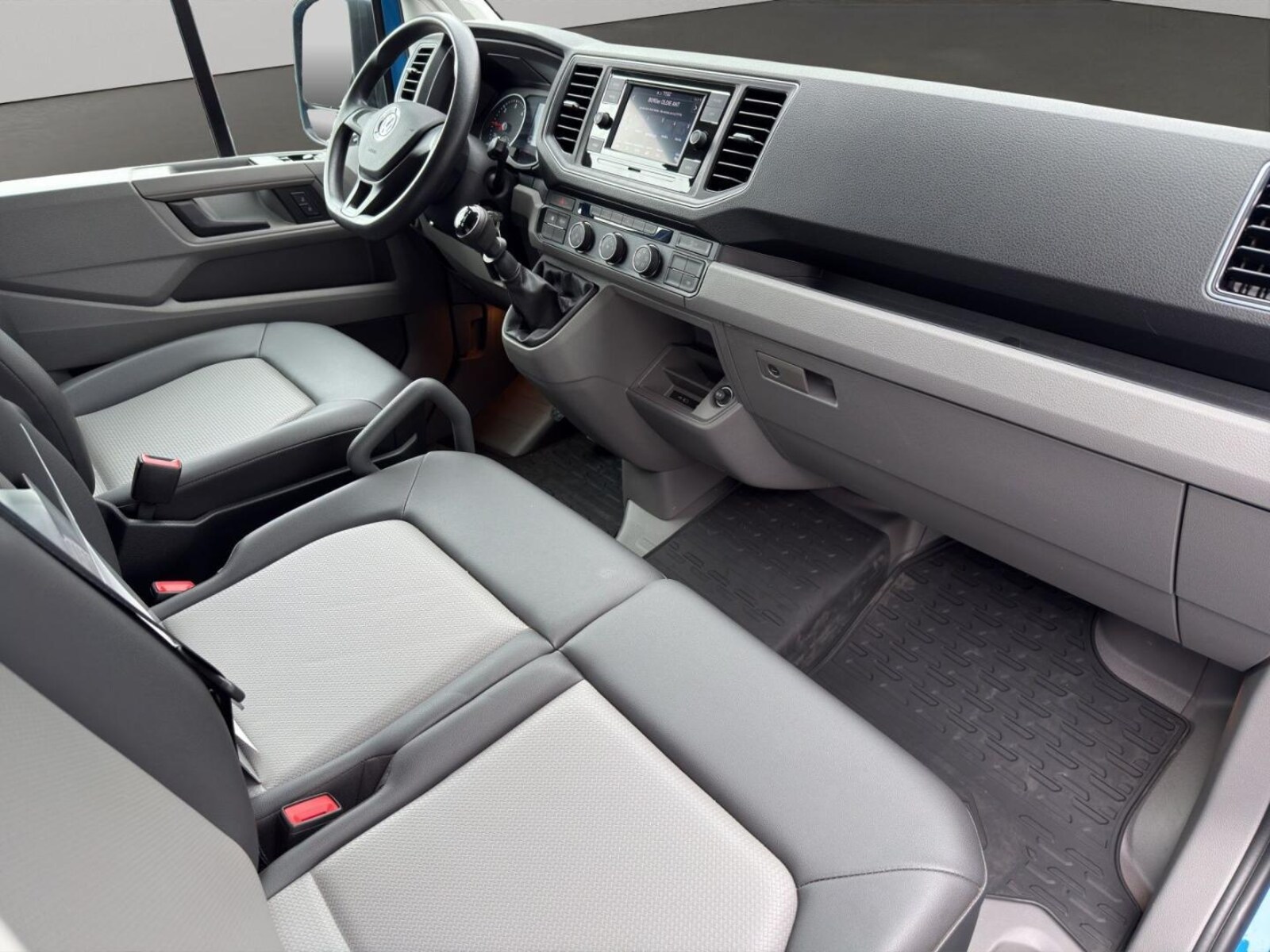 Volkswagen Crafter Kasten mittlerer Radstand – Bild 14