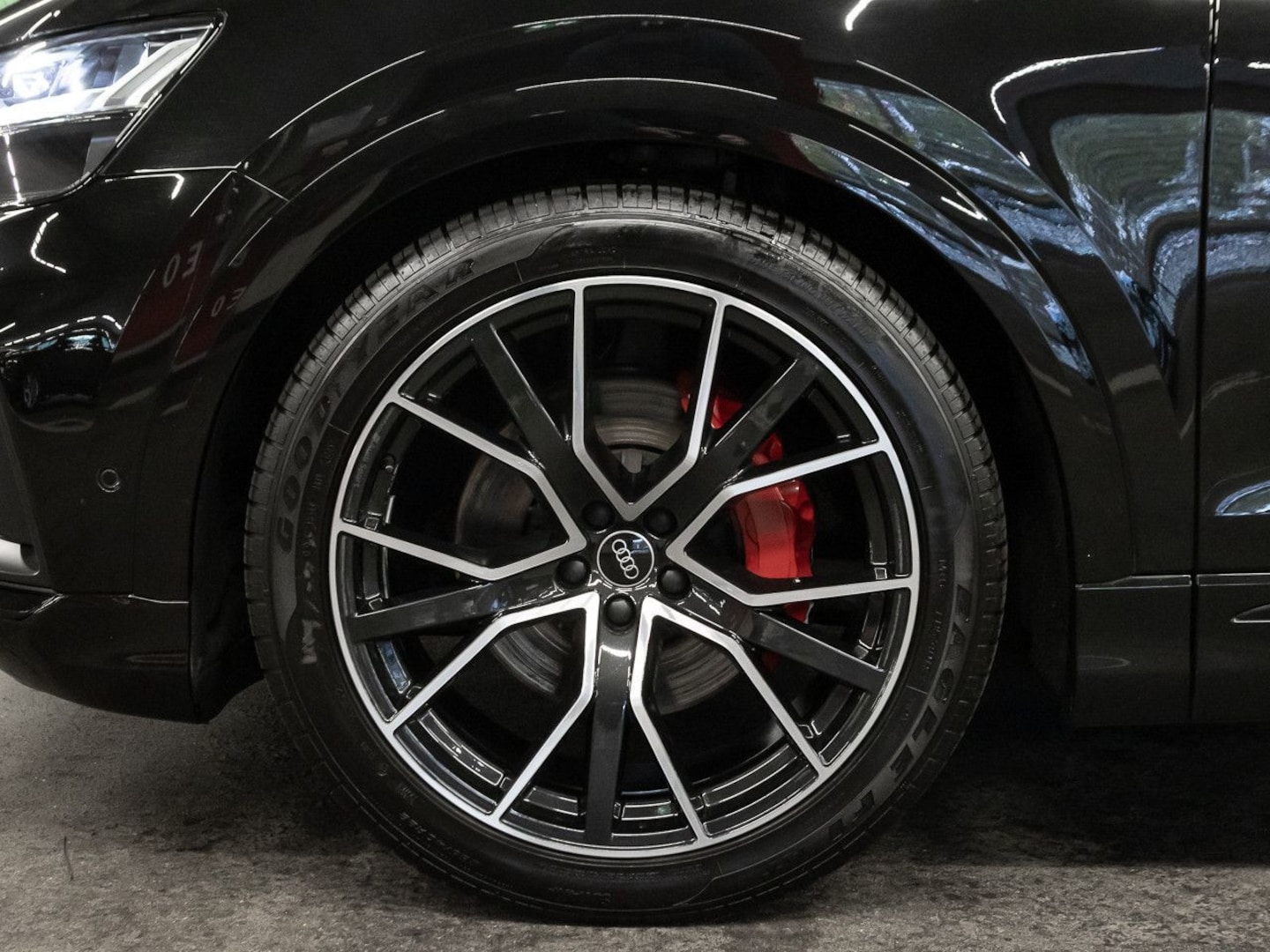 Bild über Audi Q8 50 TDI quattro tiptronic - für weitere Informationen kontaktieren Sie den Audi Partner