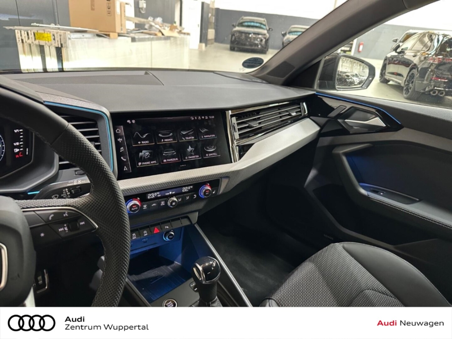 Bild über Audi A1 Sportback S line 40 TFSI S tronic - für weitere Informationen kontaktieren Sie den Audi Partner