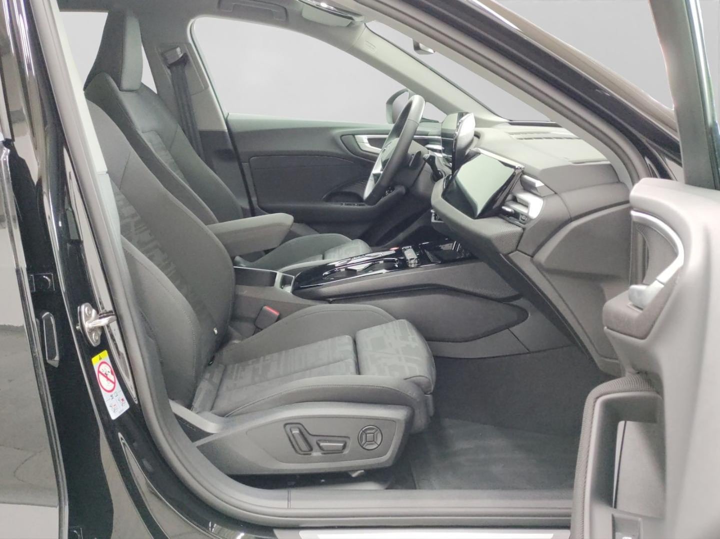 Bild über Audi A5 Avant TDI 150 kW S tronic - für weitere Informationen kontaktieren Sie den Audi Partner