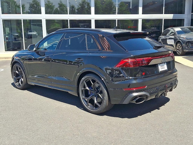 2026 Audi RS Q8 SUV performance
