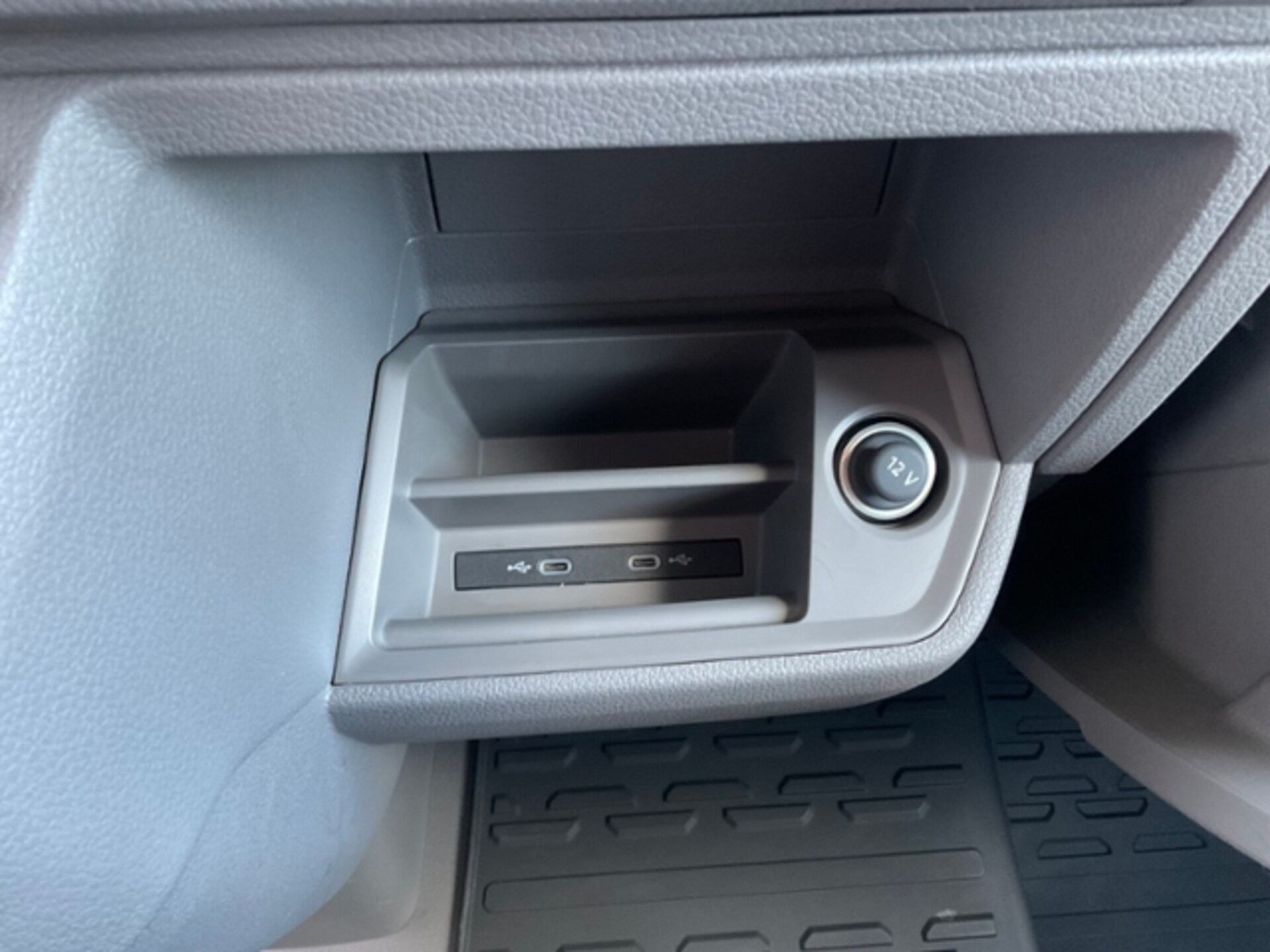 Volkswagen Crafter Kasten langer Radstand