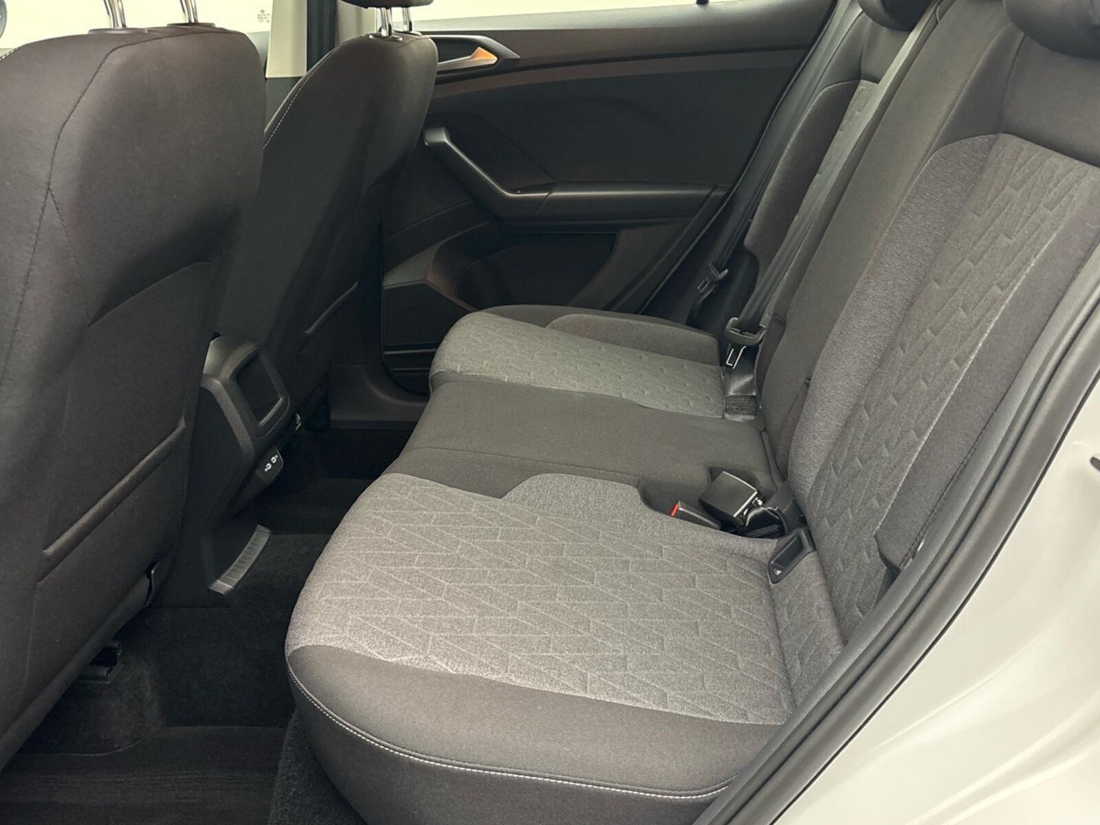Volkswagen T-Cross – Bild 11