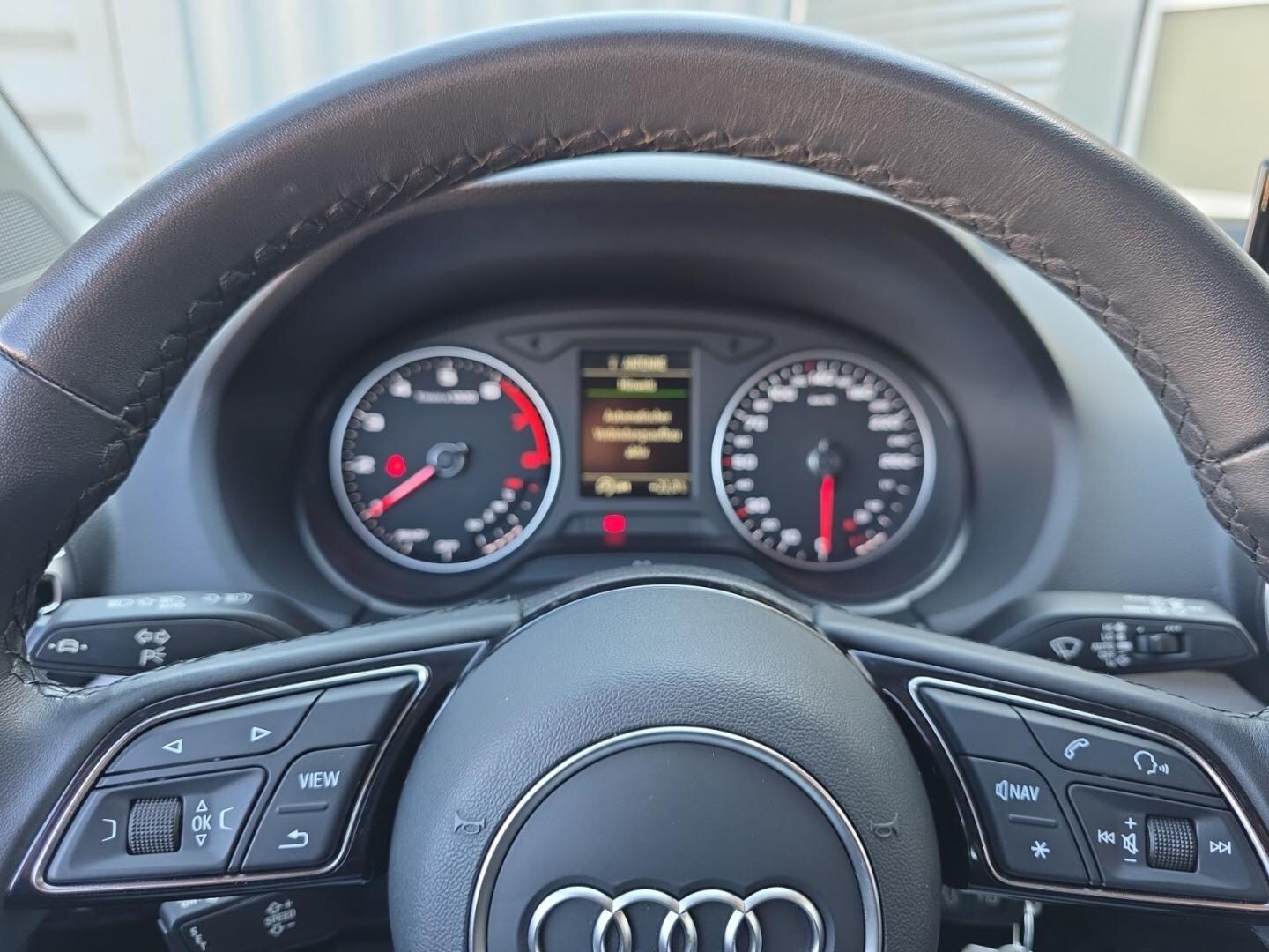 Bild über Audi Q2 advanced 30 TFSI Schaltgetriebe - für weitere Informationen kontaktieren Sie den Audi Partner