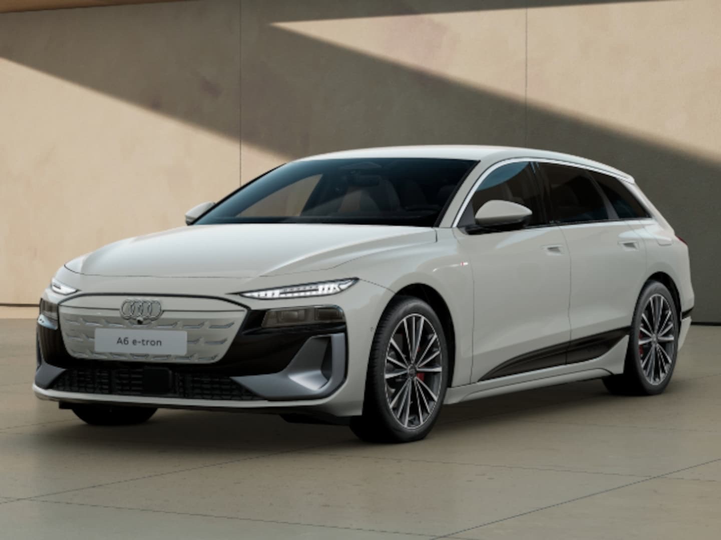 Bild über Audi A6 Avant e-tron S line business e-tron quattro 315 kW - für weitere Informationen kontaktieren Sie den Audi Partner