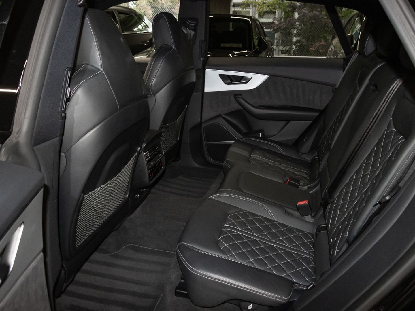 Bild über Audi Q8 50 TDI quattro tiptronic - für weitere Informationen kontaktieren Sie den Audi Partner