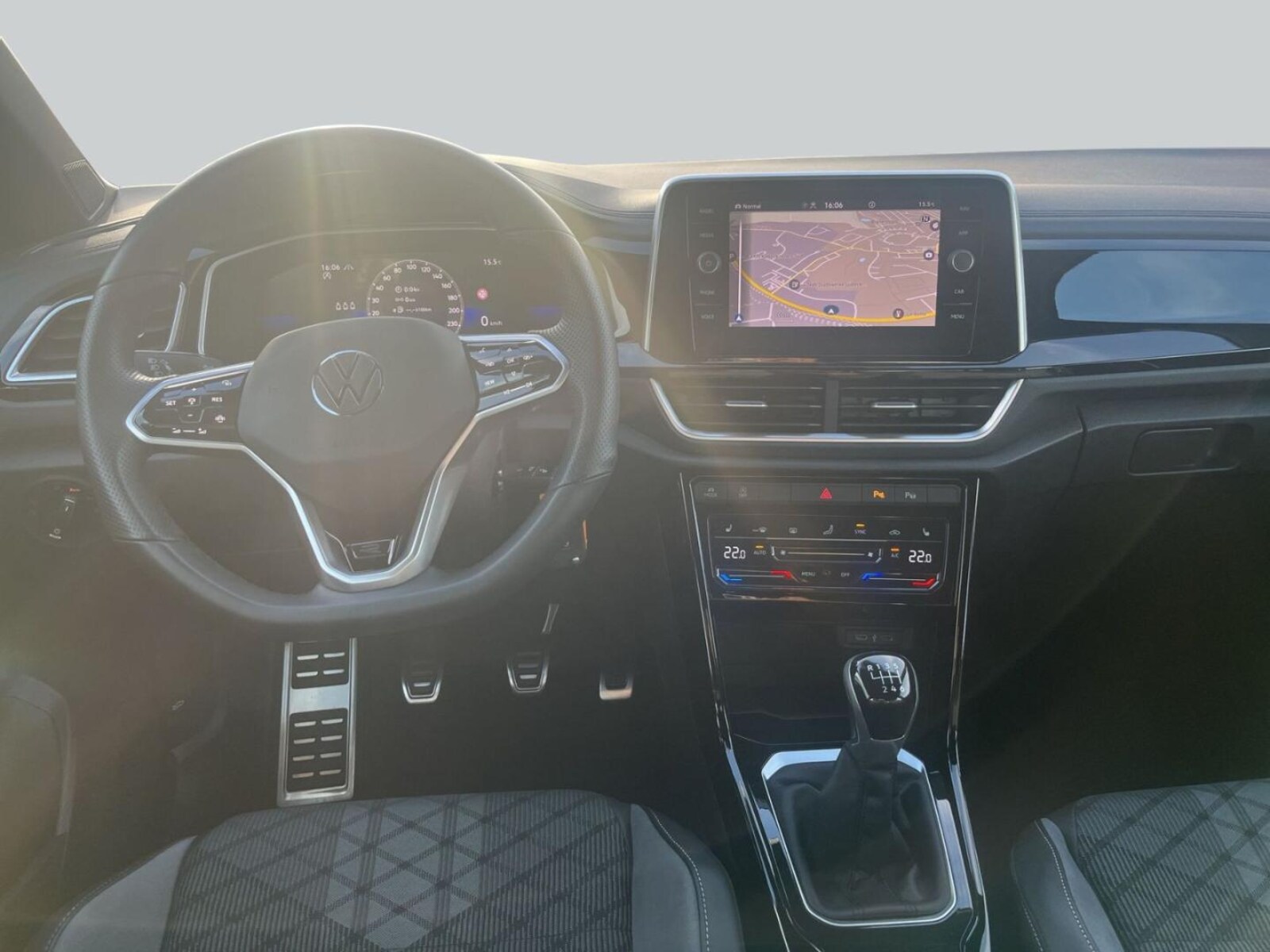 Volkswagen T-Roc – Bild 15