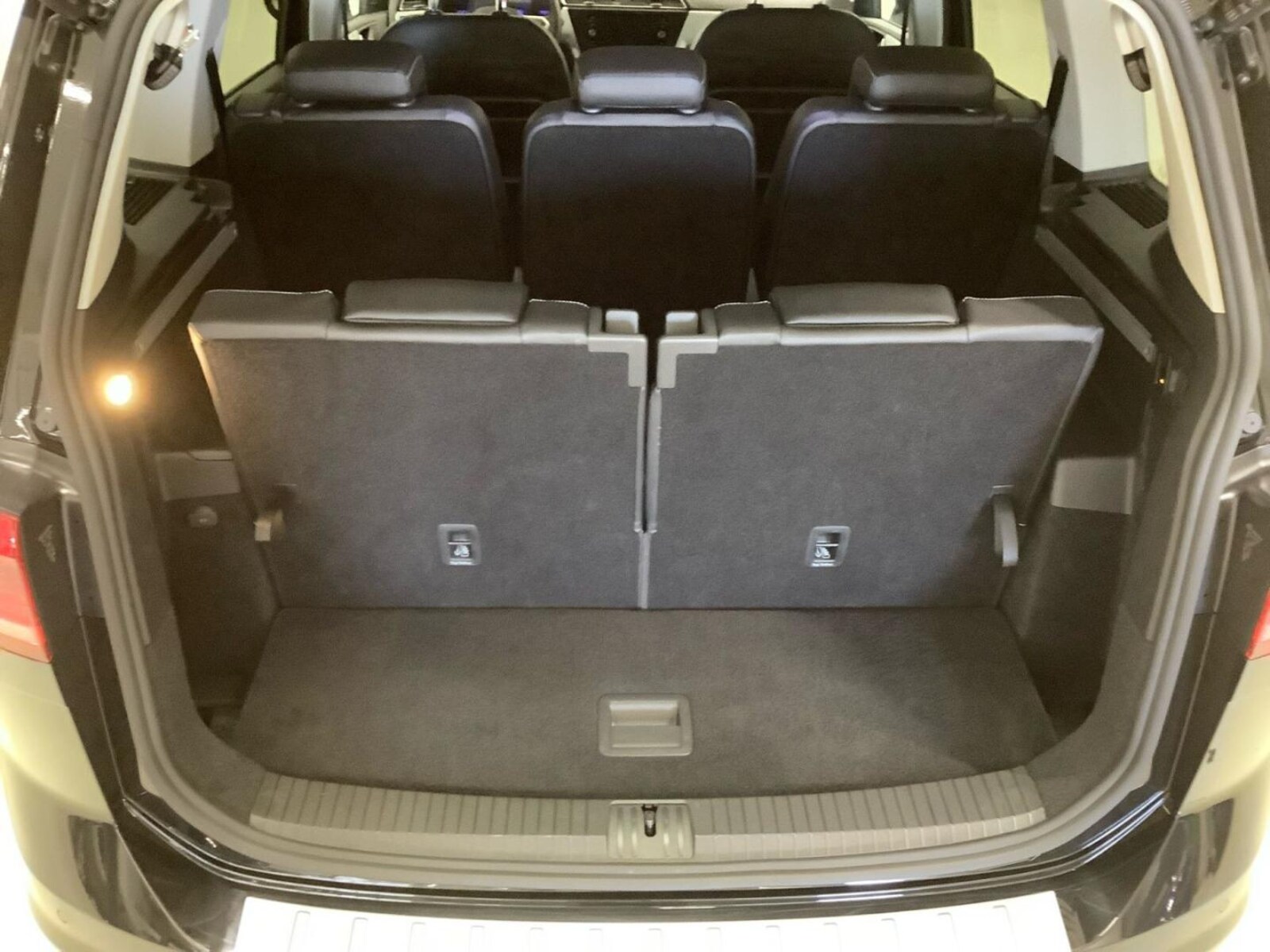 Volkswagen Touran – Bild 14