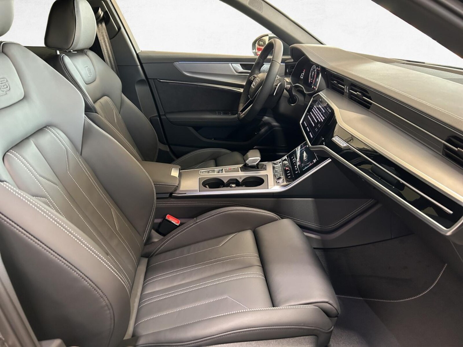 Audi A6 Avant – Bild 8