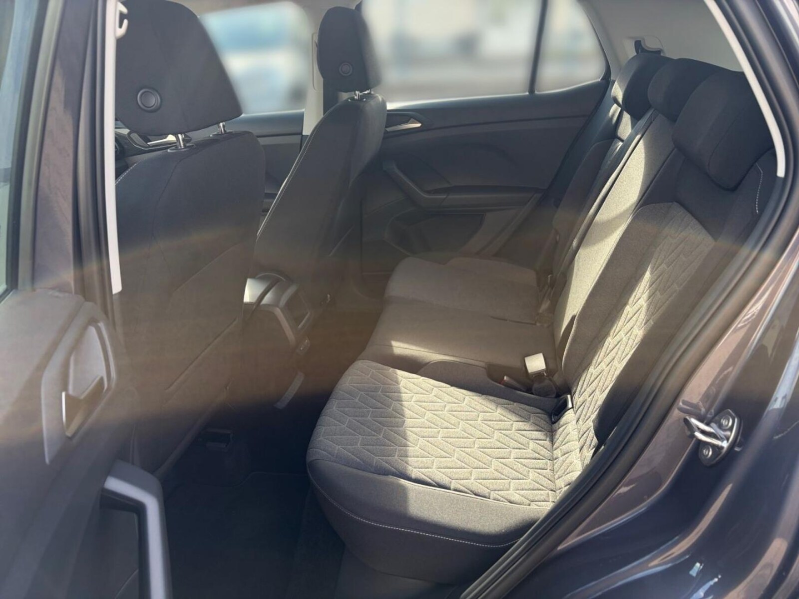 Volkswagen T-Cross – Bild 12