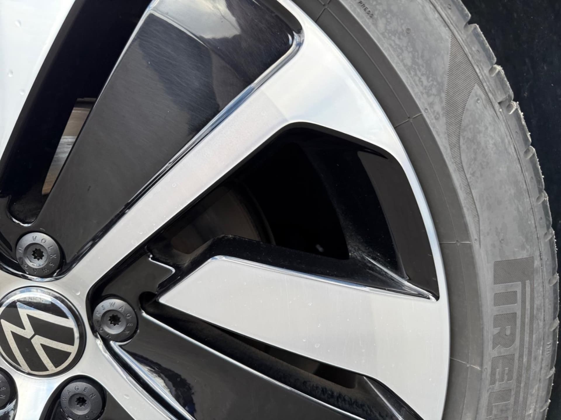 Volkswagen Arteon R-Line