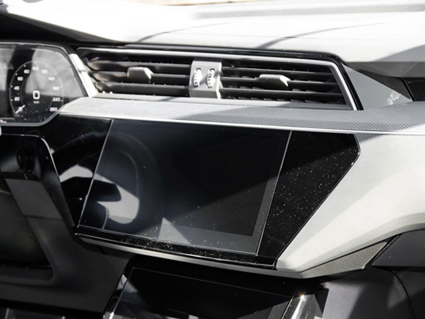 Image about Audi e-tron S Sportback S e-tron quattro