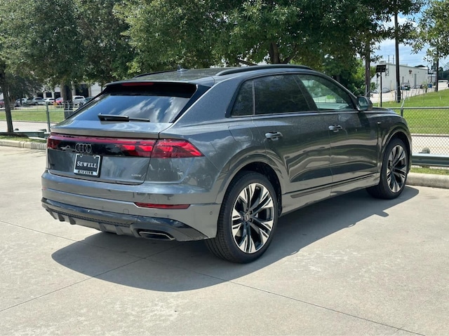 2026 Audi Q8