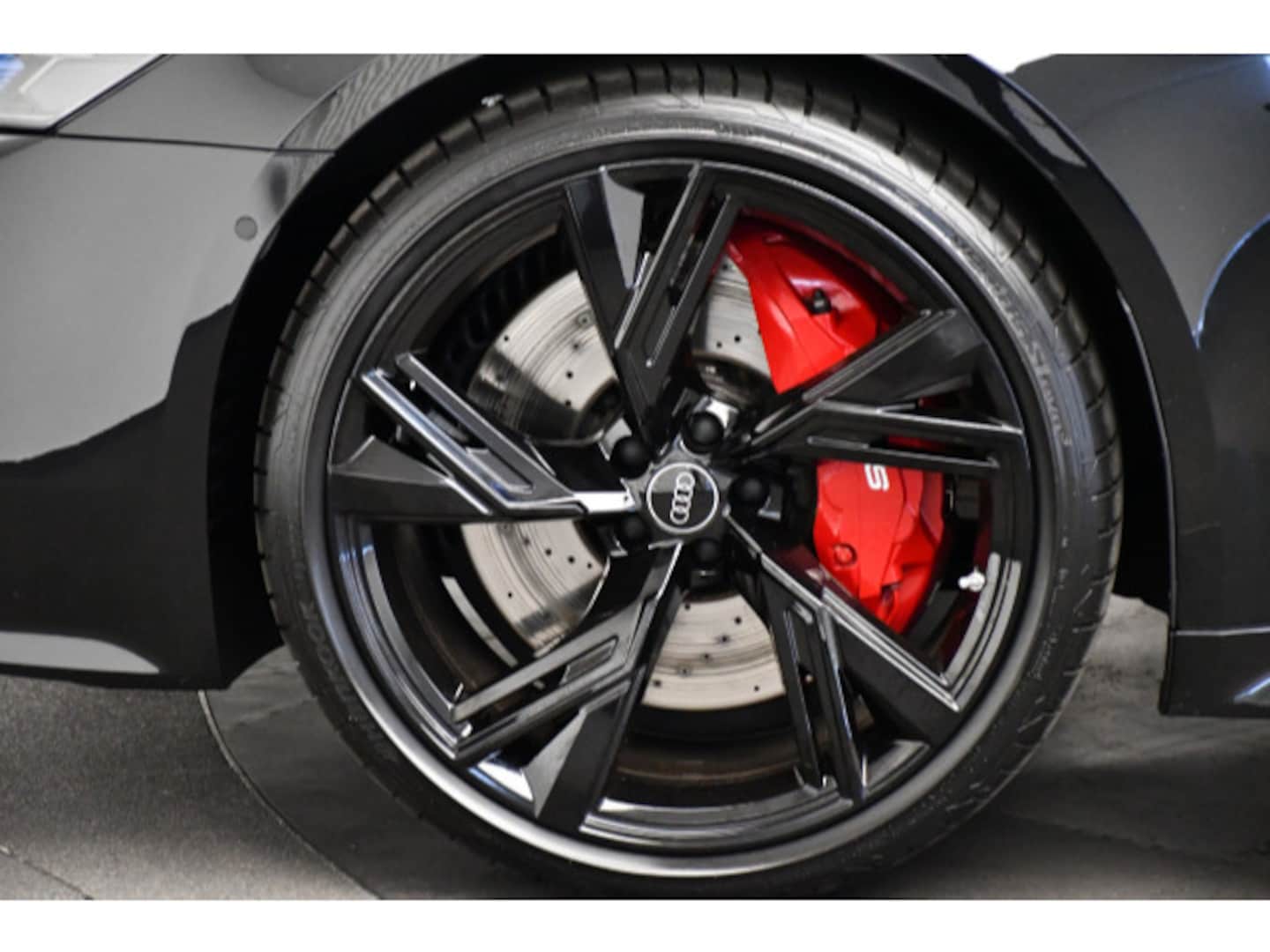 Bild über Audi RS 7 Sportback TFSI quattro tiptronic - für weitere Informationen kontaktieren Sie den Audi Partner