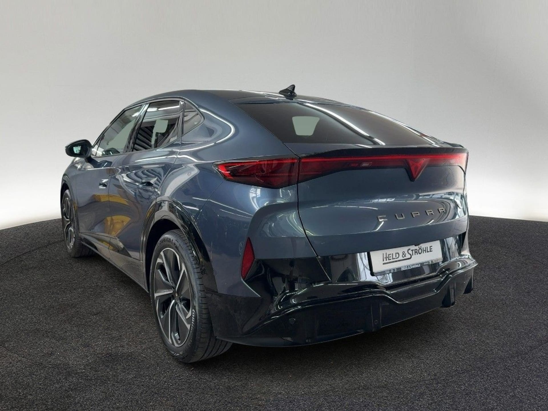 CUPRA Tavascan VZ