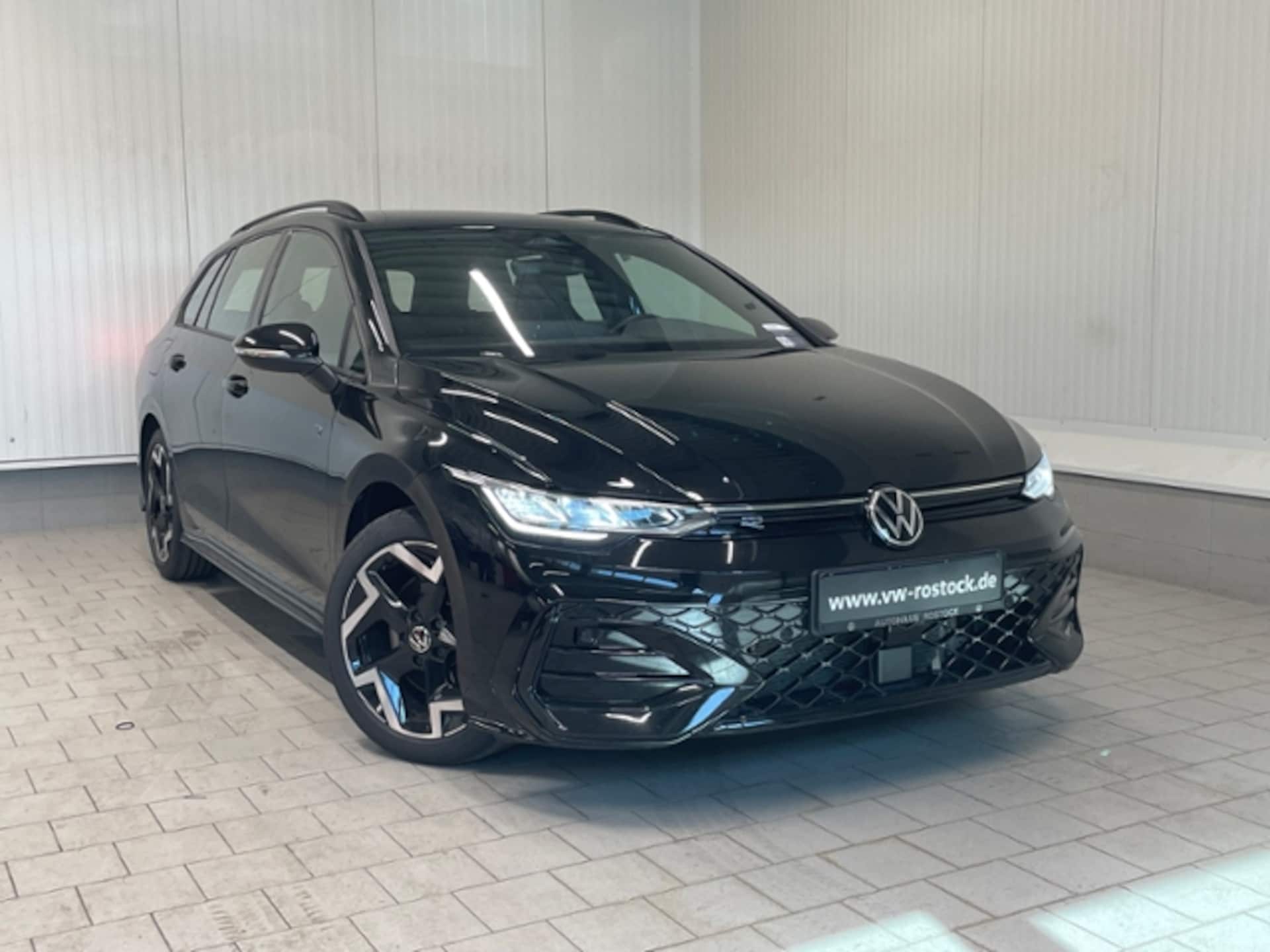 Volkswagen Golf Variant R-Line