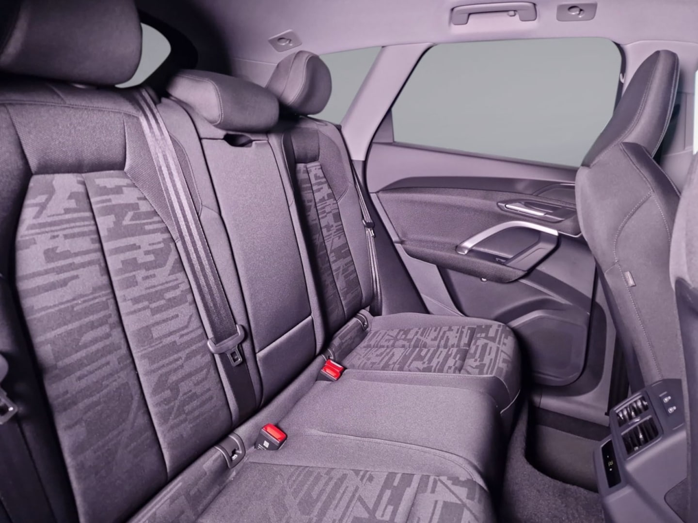 Bild über Audi Q5 SUV TDI quattro 150 kW S tronic - für weitere Informationen kontaktieren Sie den Audi Partner