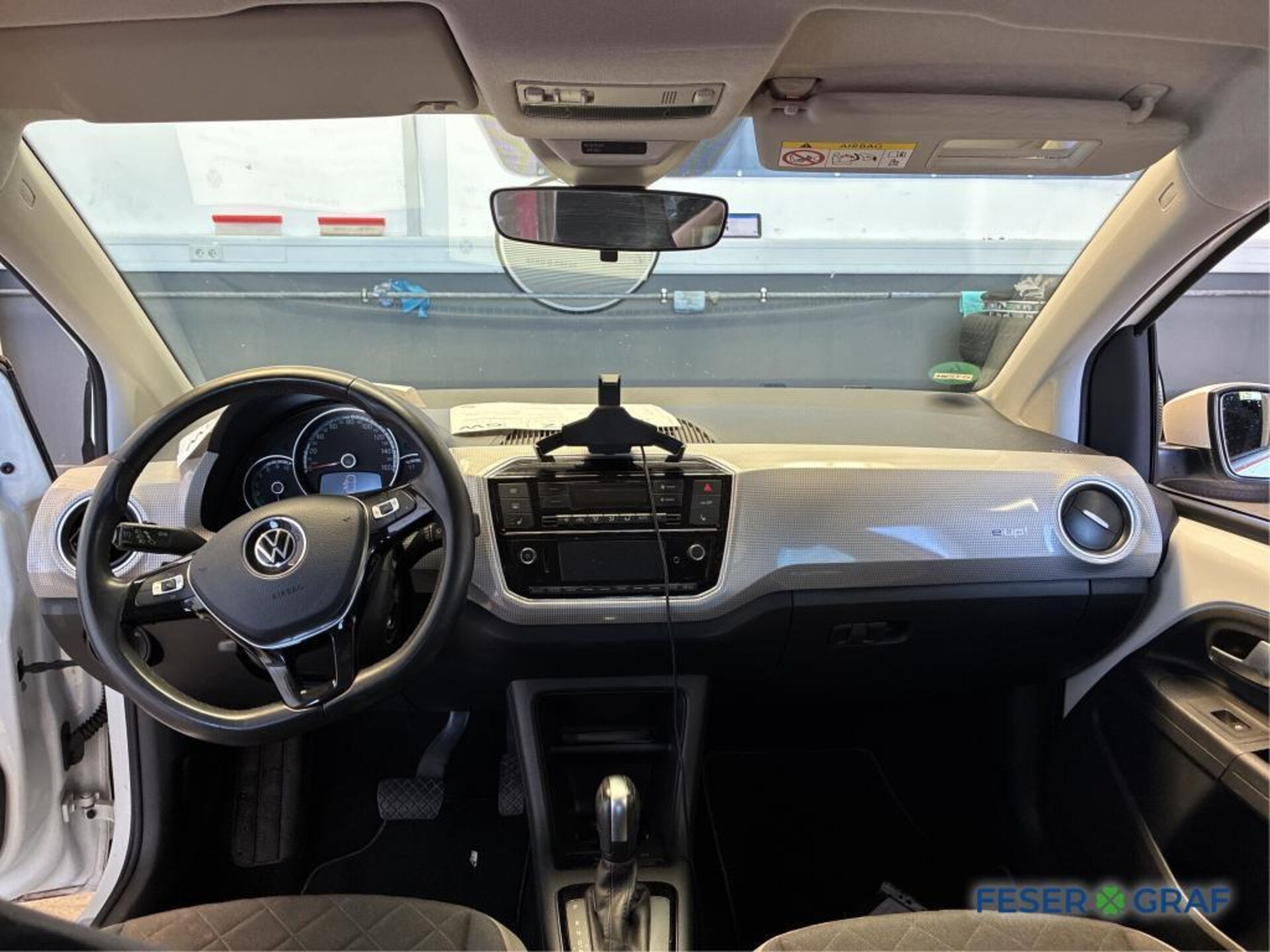 Volkswagen e-up! Style "Plus"