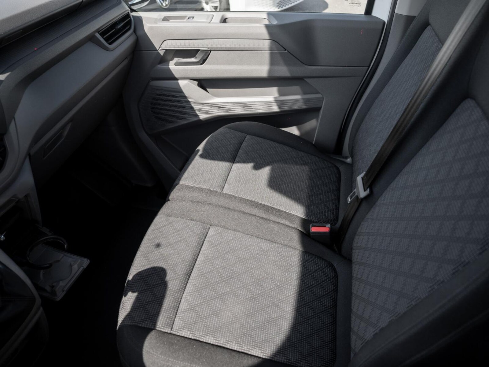 Volkswagen Transporter Kasten langer Radstand – Bild 18