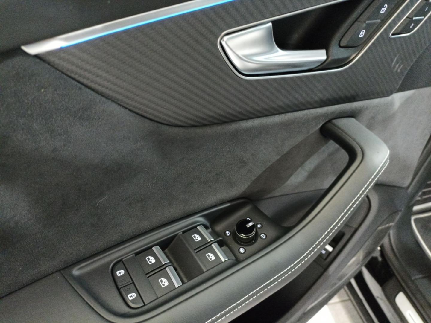 Image about Audi RS Q8 SUV TFSI quattro tiptronic
