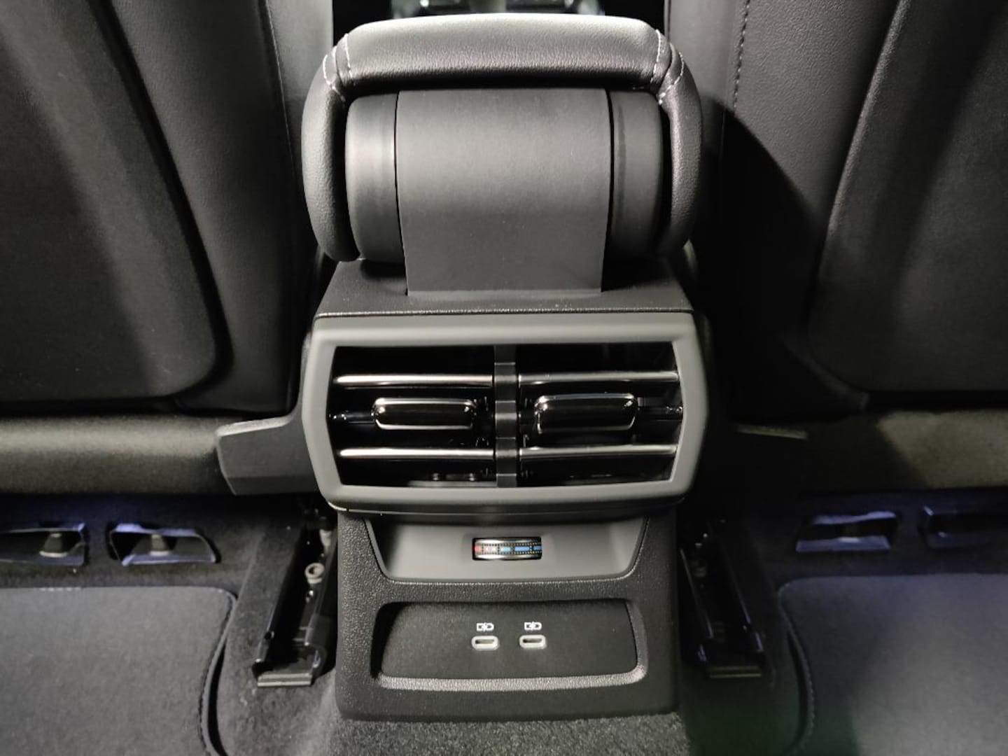 Bild über Audi A3 Sportback TFSI Schaltgetriebe - für weitere Informationen kontaktieren Sie den Audi Partner