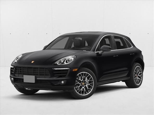 2015 Porsche Macan Turbo's photo