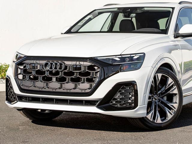 2026 Audi Q8