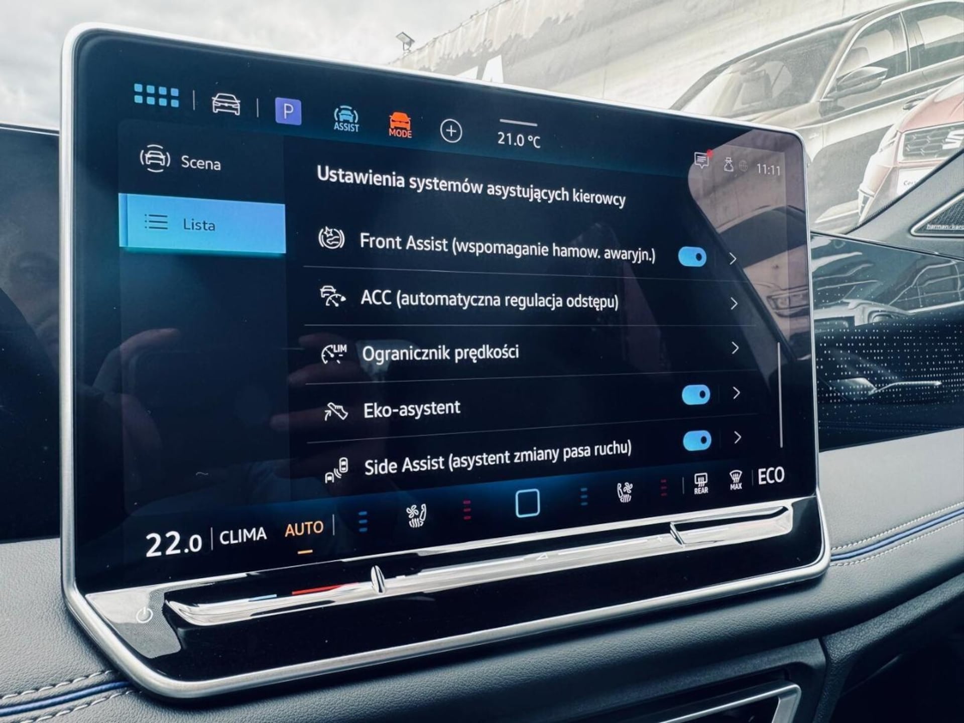 Volkswagen Tiguan R-Line Plus