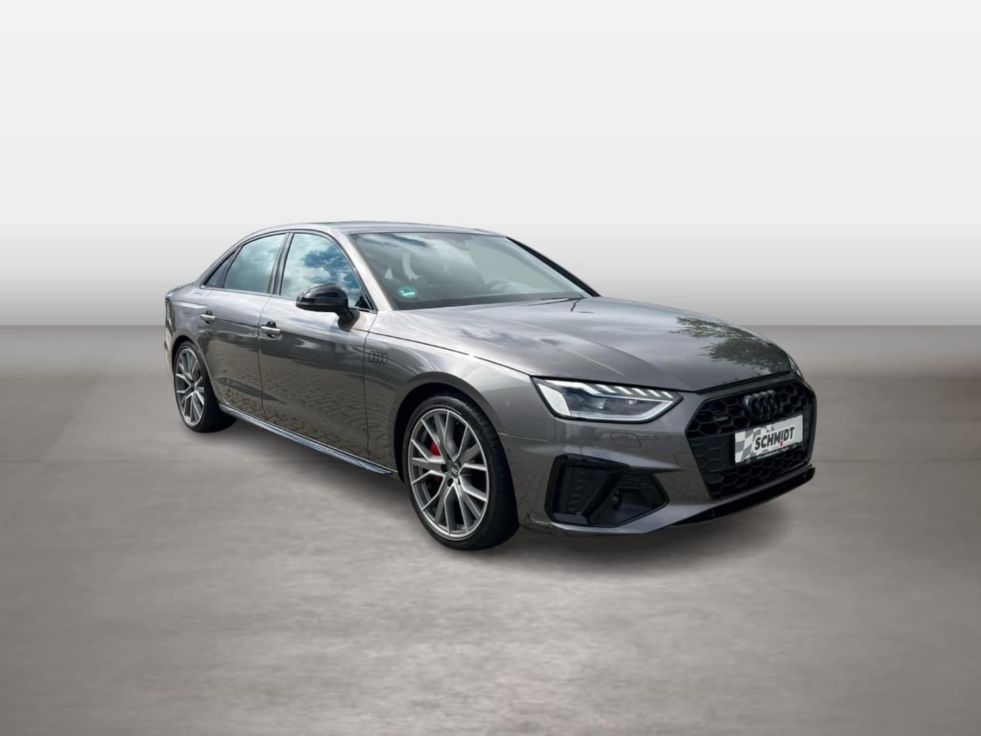 Audi A4 Limousine S line