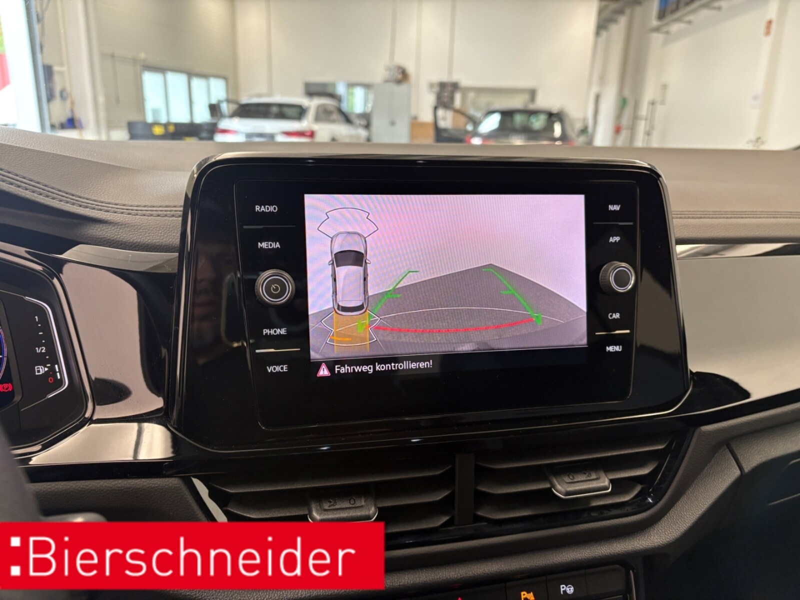 Volkswagen T-Roc – Bild 13