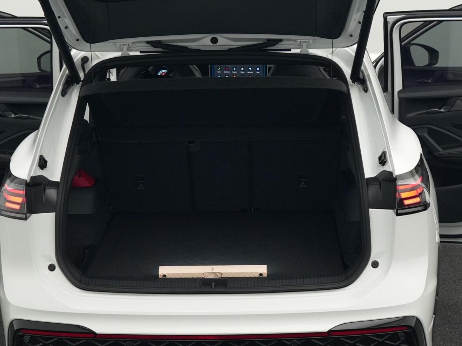 Volkswagen Tiguan – Bild 17