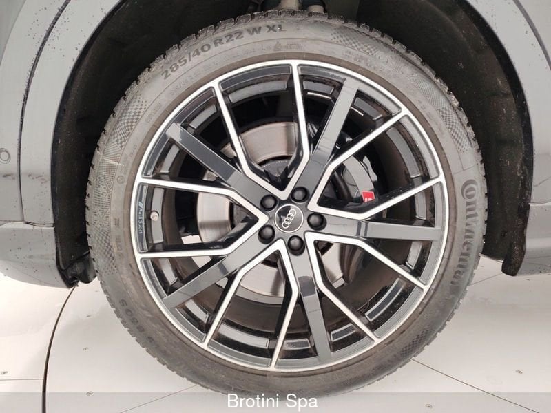 Image about Audi SQ8 SQ8 sport attitude TDI 320 kW (435 PS) tiptronic