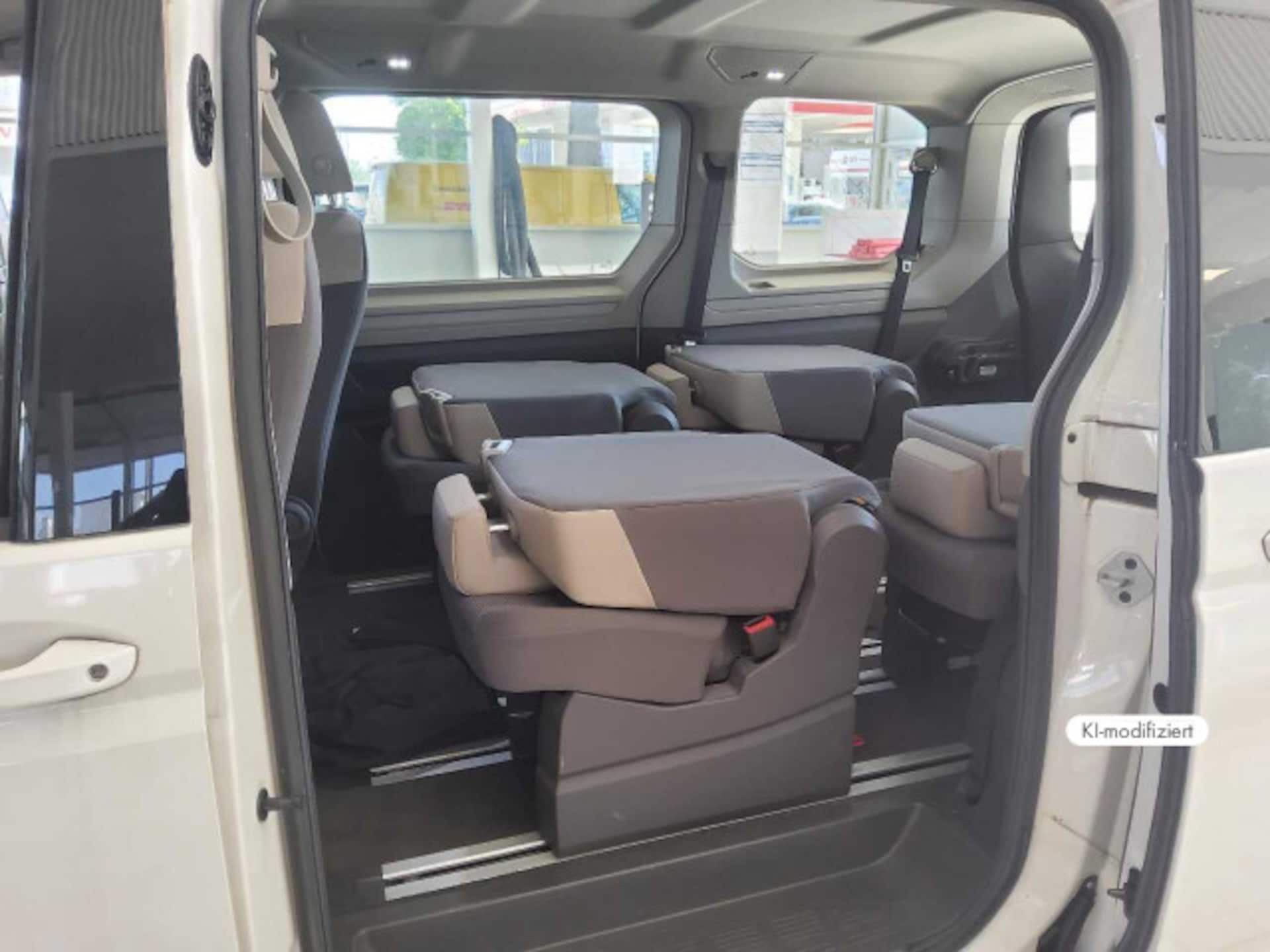 Volkswagen Multivan Basis-Modell