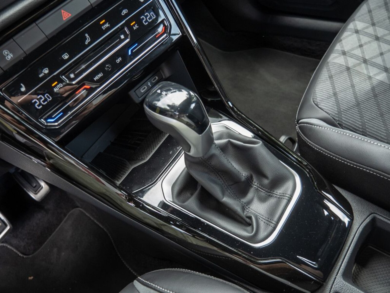 Volkswagen T-Roc – Bild 13