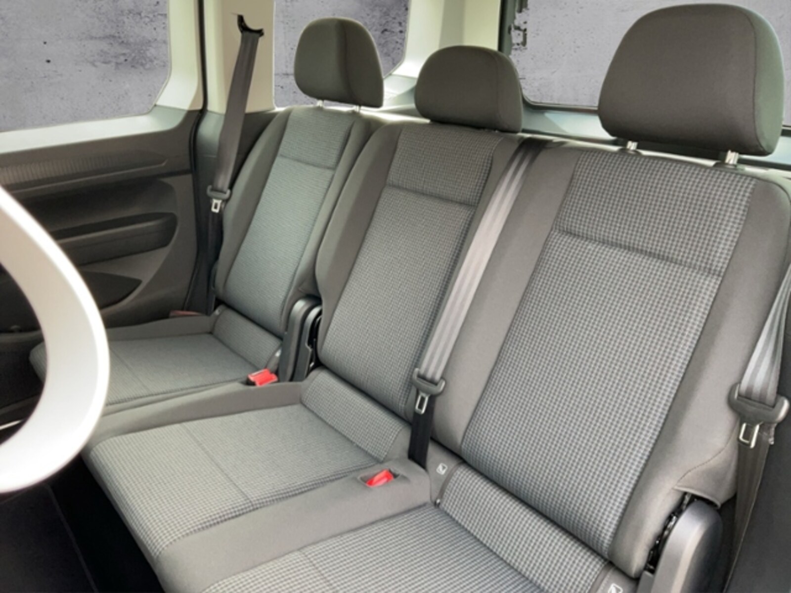 Volkswagen Caddy Kombi – Bild 10