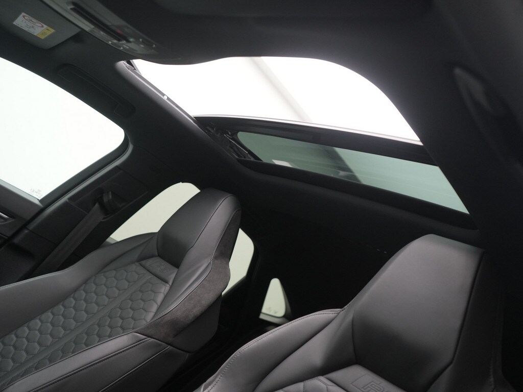Image about Audi RS Q3 Sportback TFSI quattro S tronic