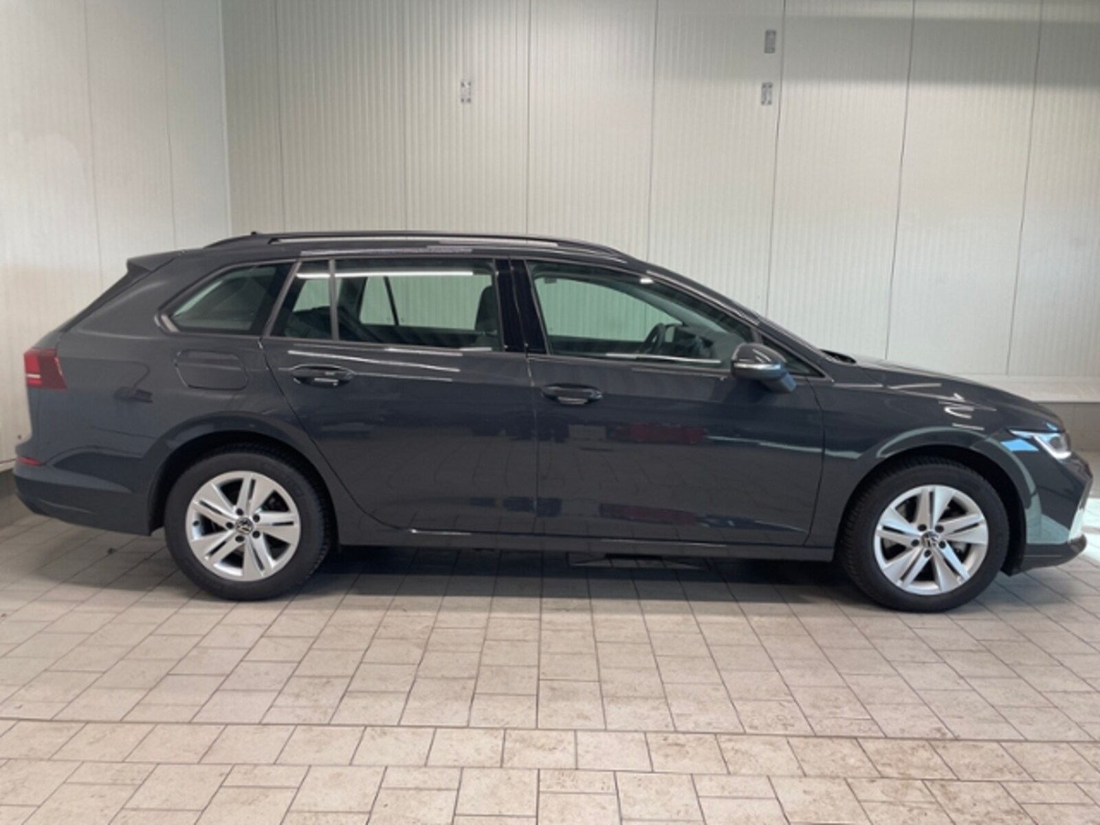 Volkswagen Golf Variant – Bild 7