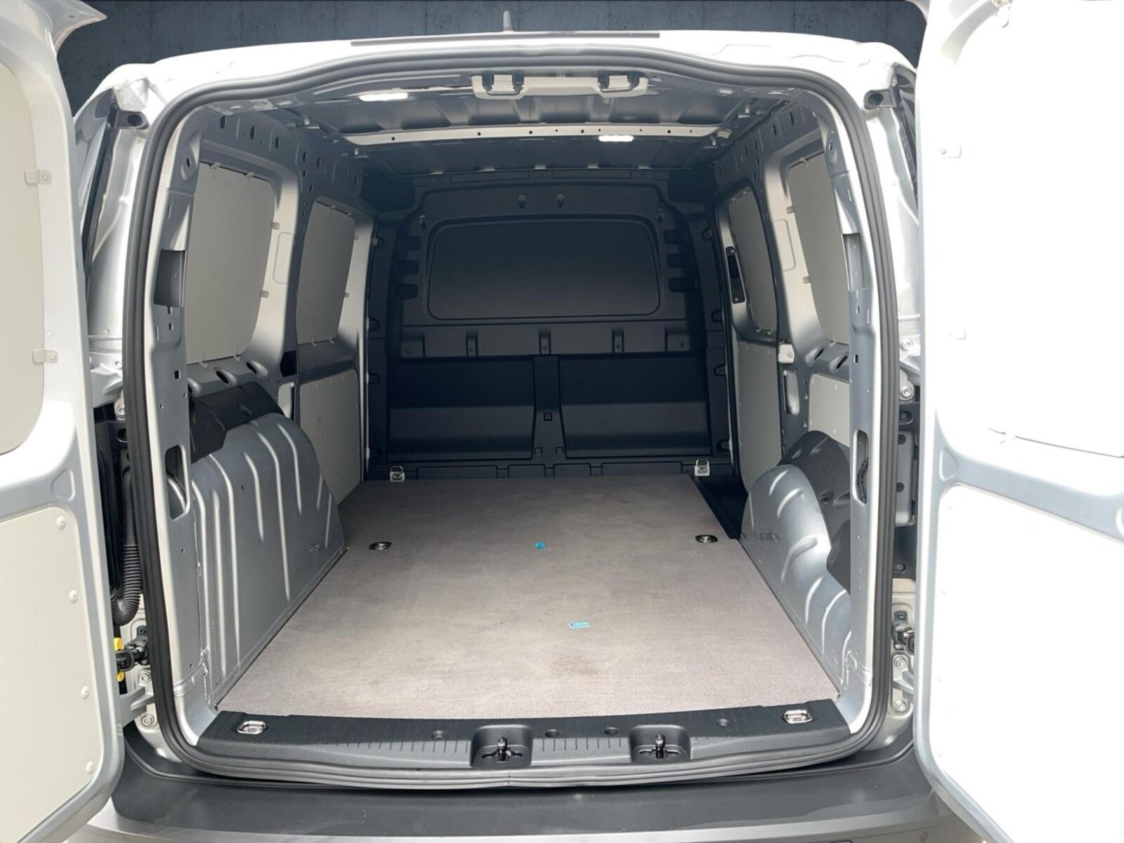 Volkswagen Caddy Maxi Cargo – Bild 14