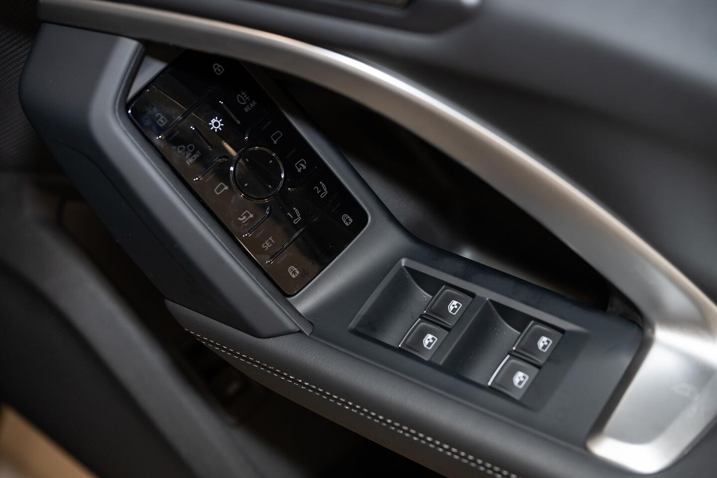 Image about Audi SQ5 SUV TFSI 270 kW edition one