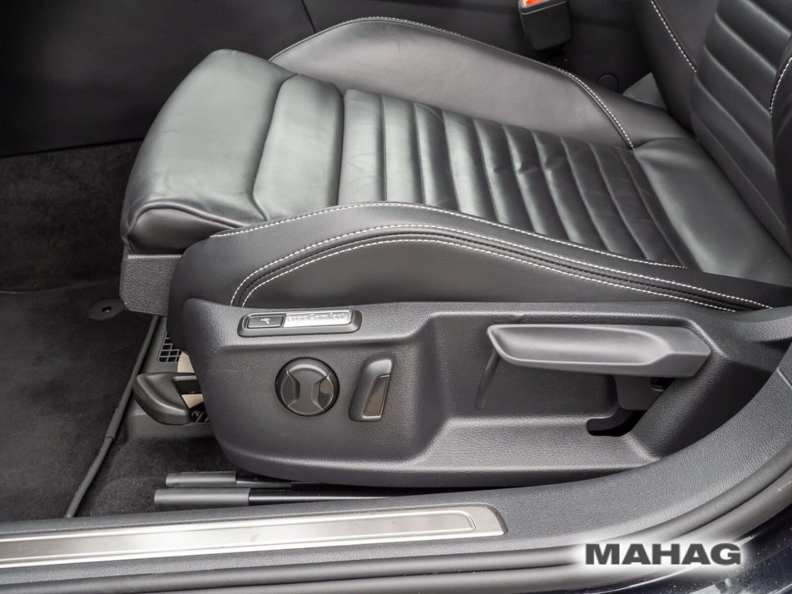 Volkswagen Passat Variant – Bild 24