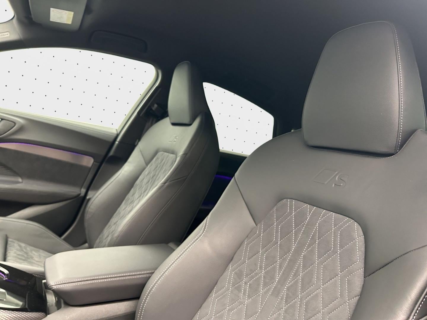 Bild über Audi S5 Limousine TFSI 270 kW S tronic - für weitere Informationen kontaktieren Sie den Audi Partner