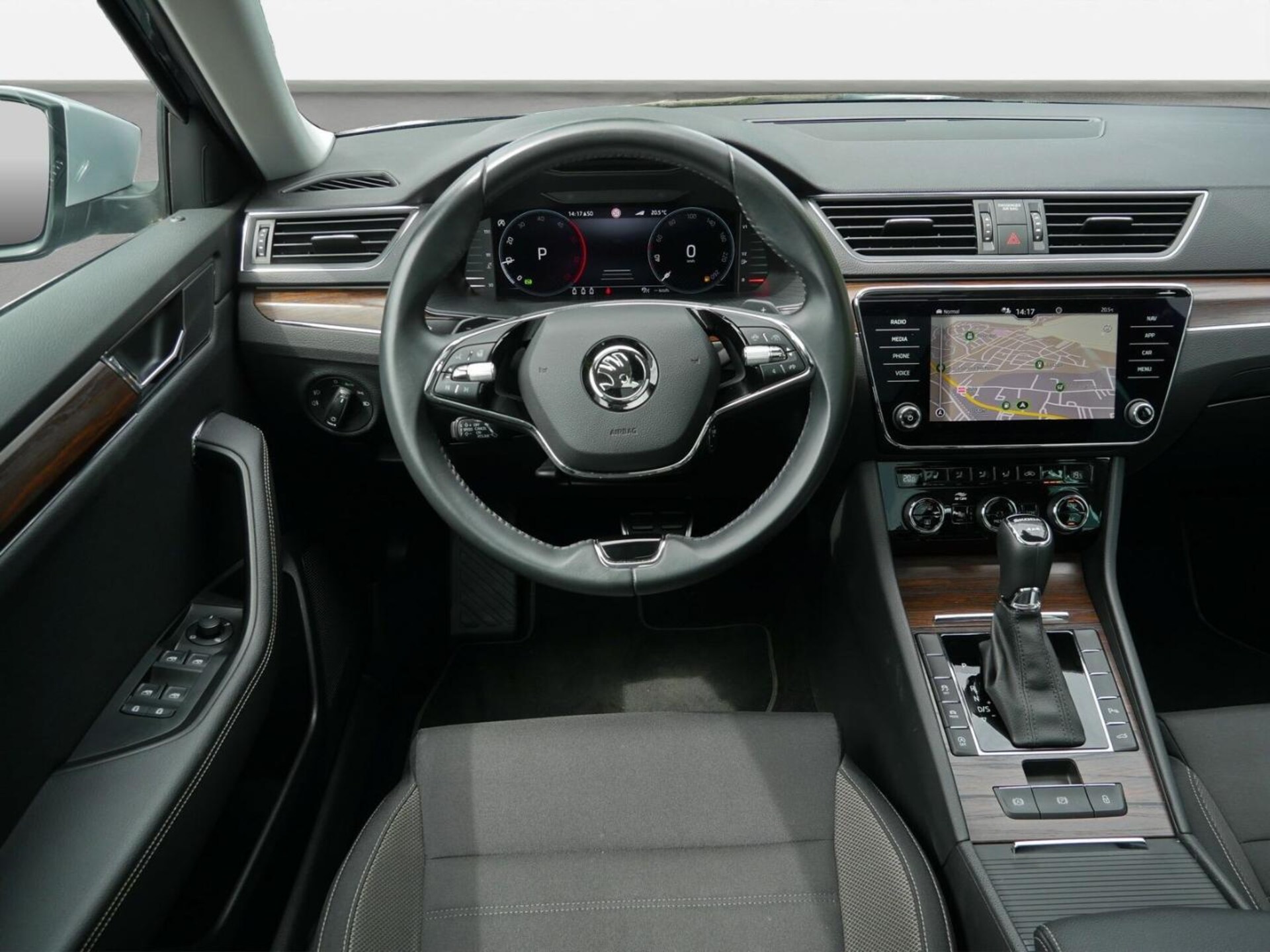 Skoda Superb Combi Scout