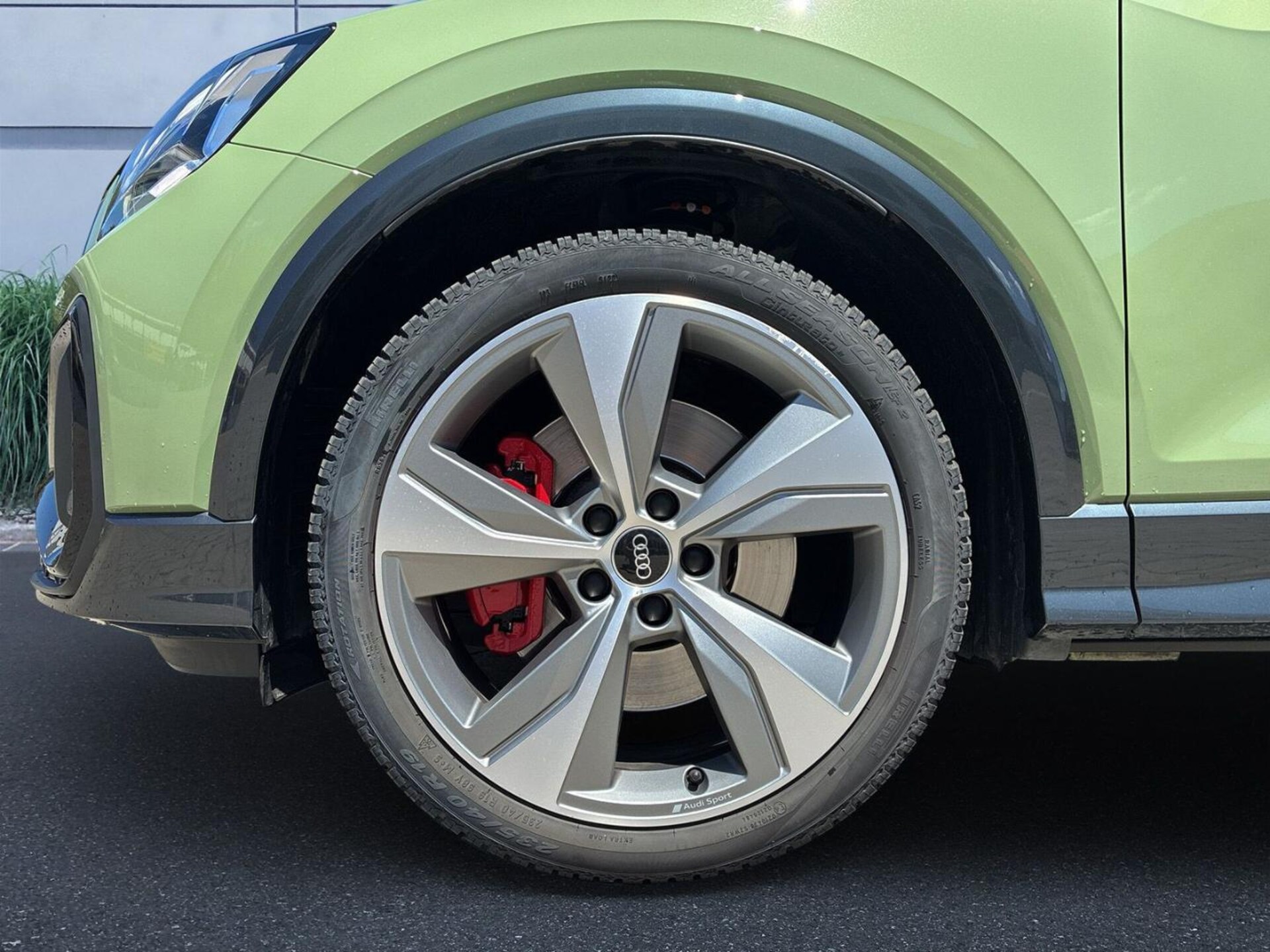 Audi SQ2